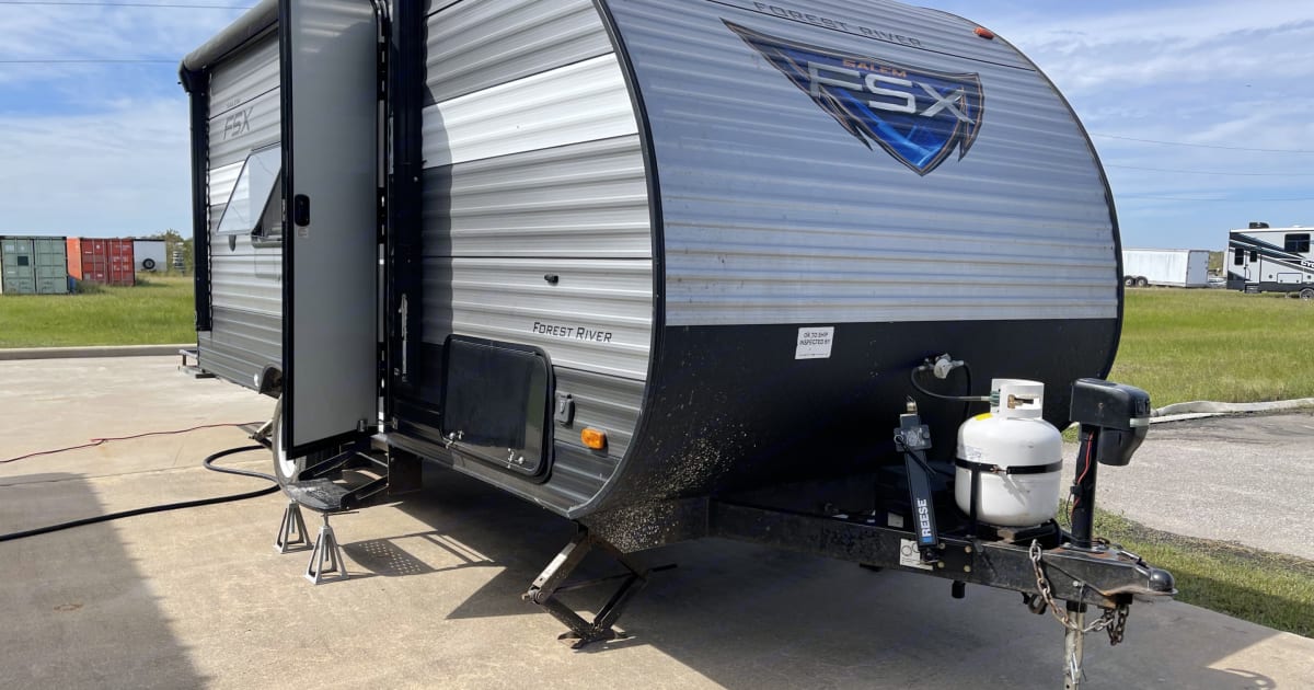 2019 Forest River Salem Travel trailer Rental in Pearland, TX Outdoorsy