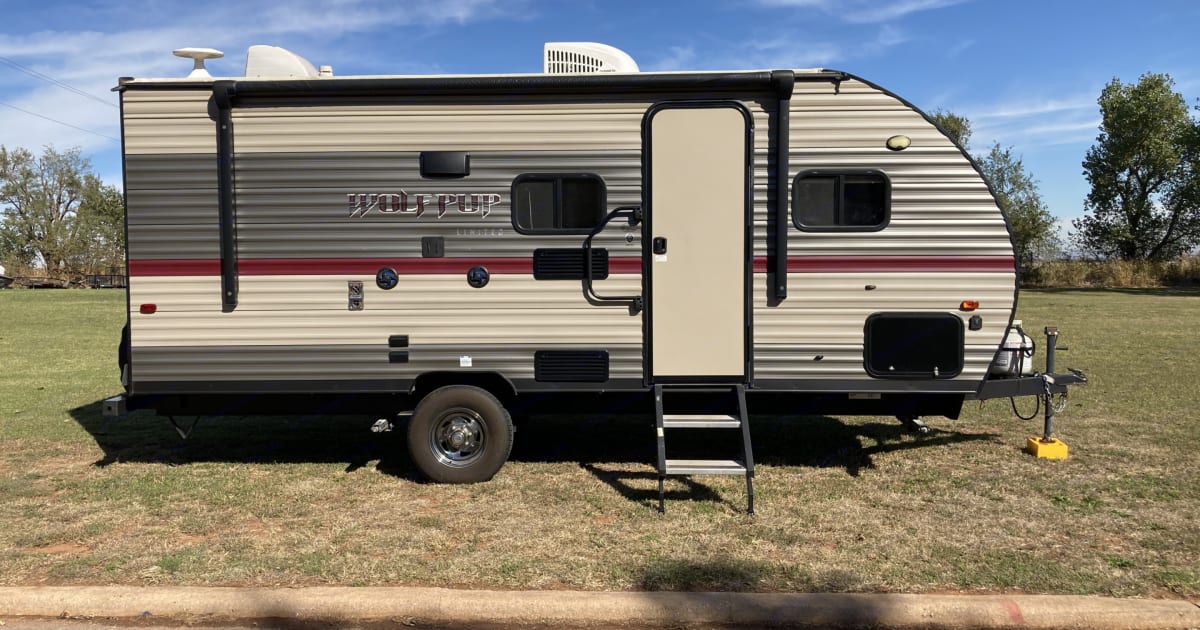 2018 Forest River Wolf Pup Travel trailer Rental in Waukomis, OK