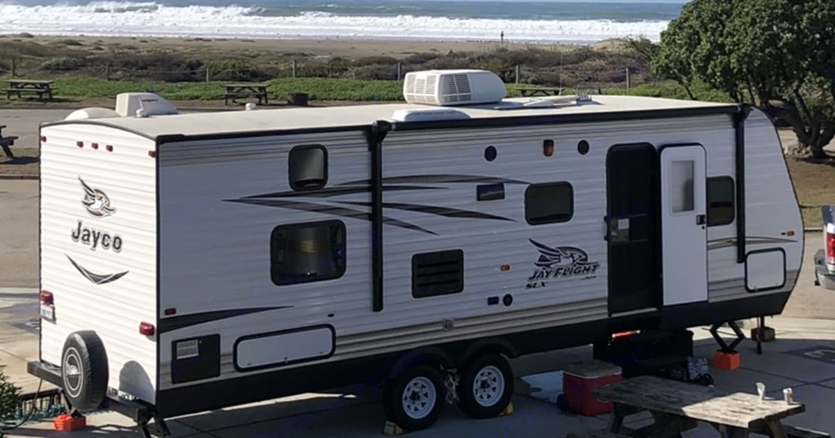 2016 Jayco Jay Flight SLX Travel trailer Rental in Clovis, CA Outdoorsy