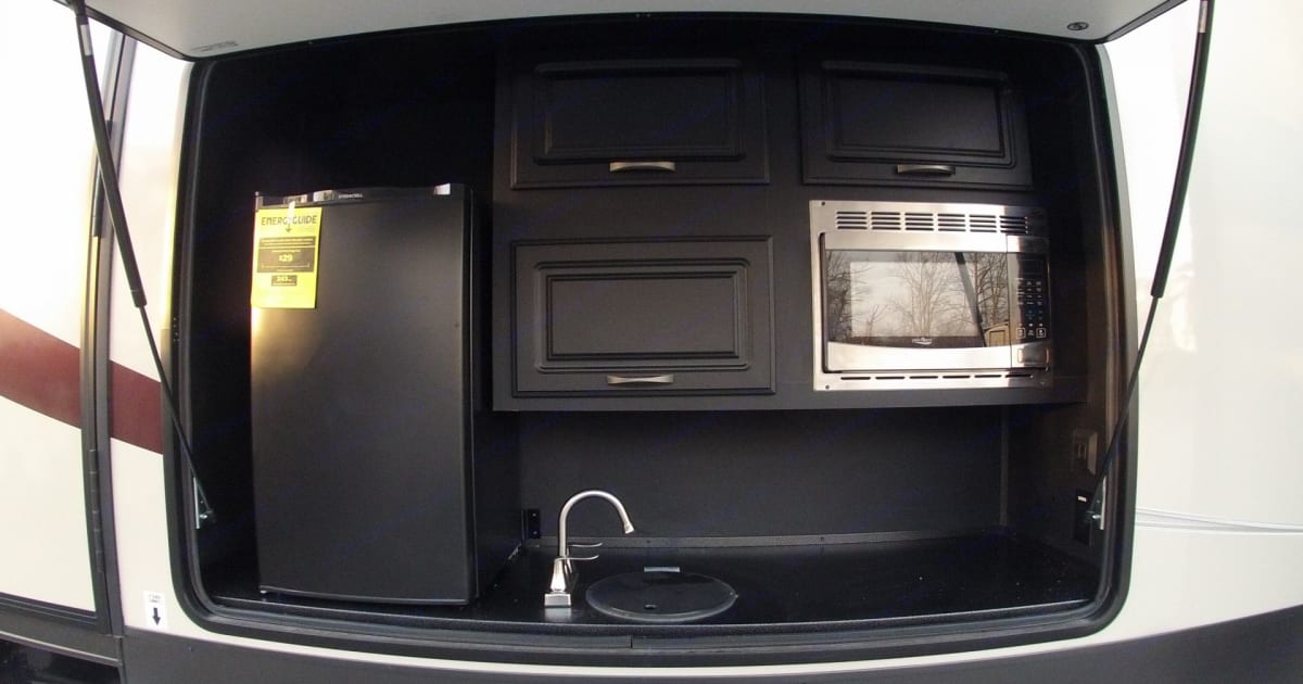 2019 Forest River Sandpiper Fifthwheel Rental in Augusta, GA Outdoorsy