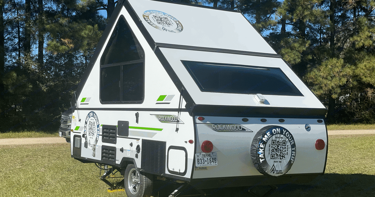 2020 Forest River Rockwood Premier Folding trailer Rental in KINGWOOD
