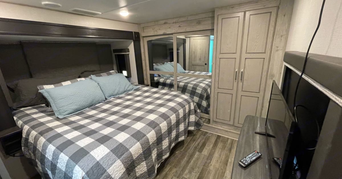 2021 Keystone Avalanche Fifthwheel Rental in Augusta, GA Outdoorsy