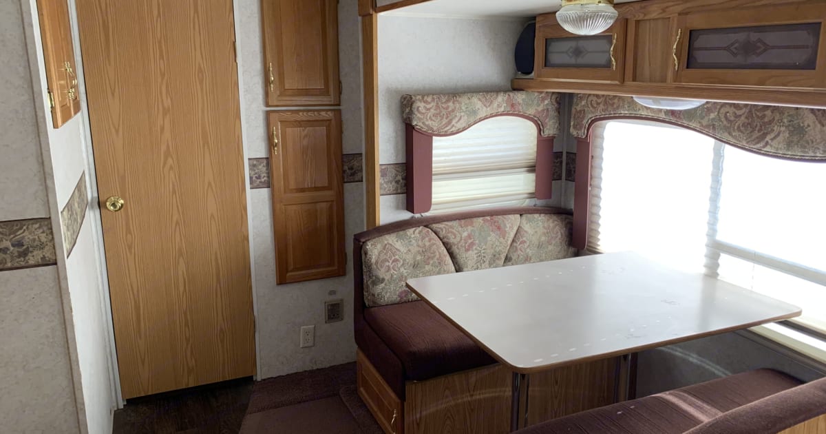 2003 Dutchmen Classic Travel Trailer Rental in GRANTSVILLE, UT Outdoorsy