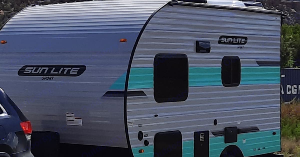 2021 Sunlite Sunlite 16BH Travel trailer Rental in Bayfield, CO Outdoorsy