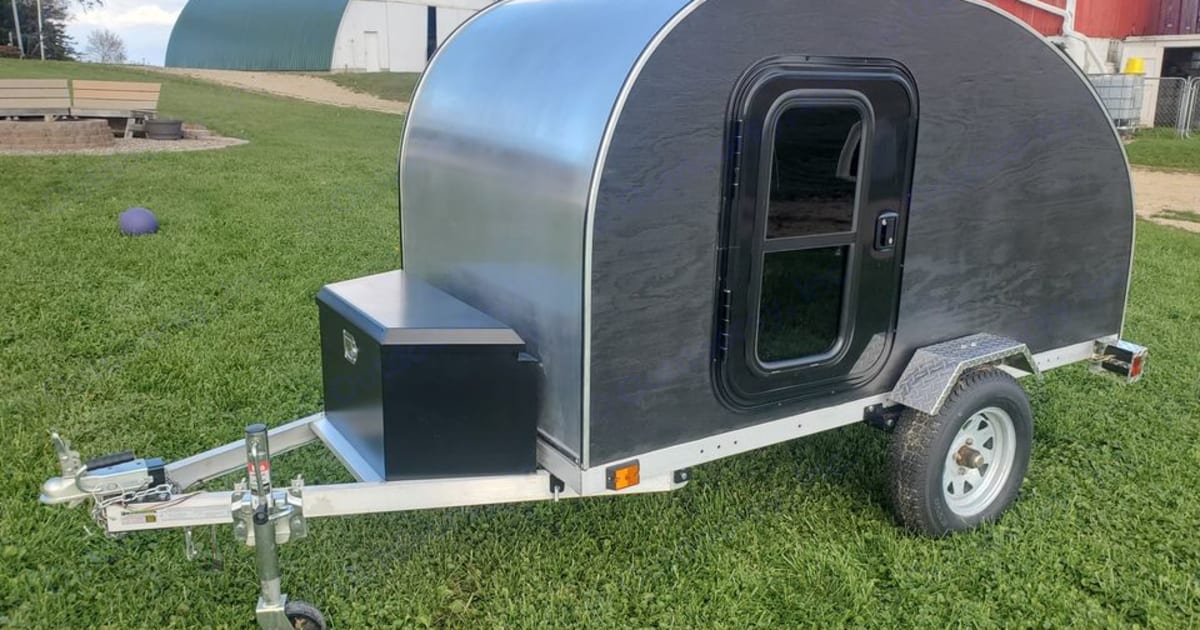 2020 Other Other Travel trailer Rental in Dubuque, IA Outdoorsy