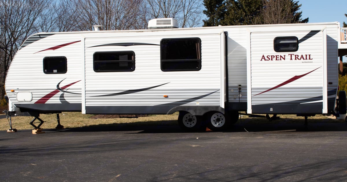 2012 Aspen Trail Travel trailer Rental in STRASBURG, PA Outdoorsy