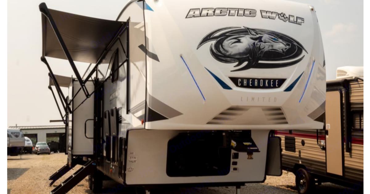 2021 Forest River Cherokee Arctic Wolf Caravane semiremorque Rental in