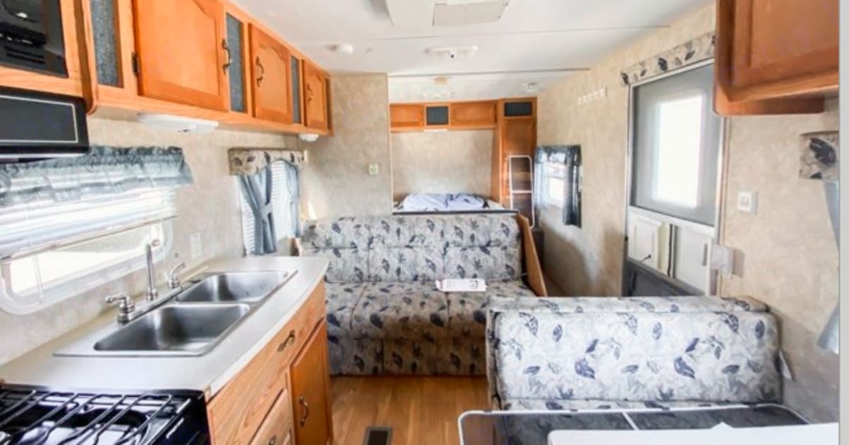 2006 Forest River Wildwood LE Travel trailer Rental in nunica, MI