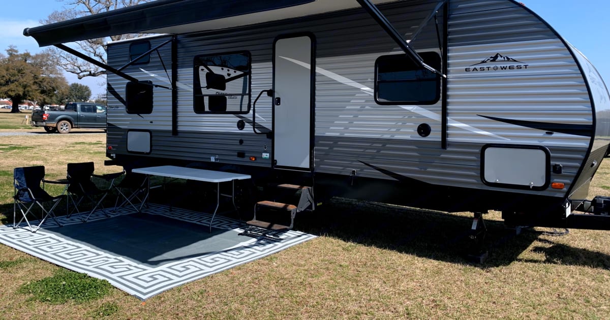 2021 East to West Silver Lake Travel trailer Rental in Hawkinsville, GA