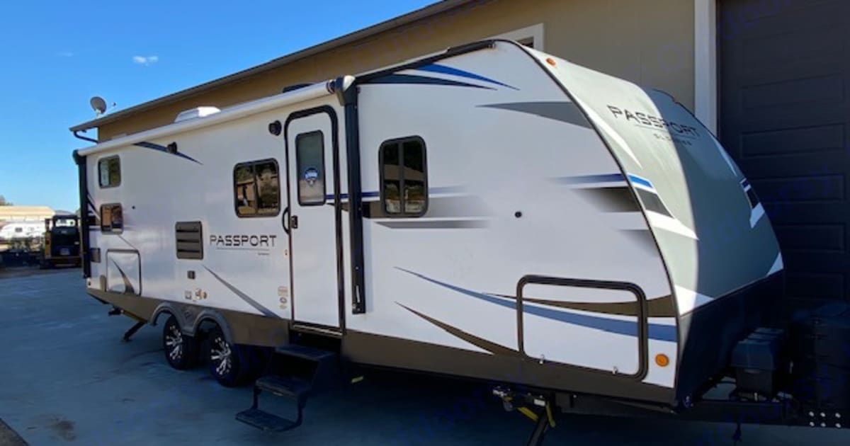 Photos 2020 Keystone RV Passport SL Travel Trailer Rental in Peoria