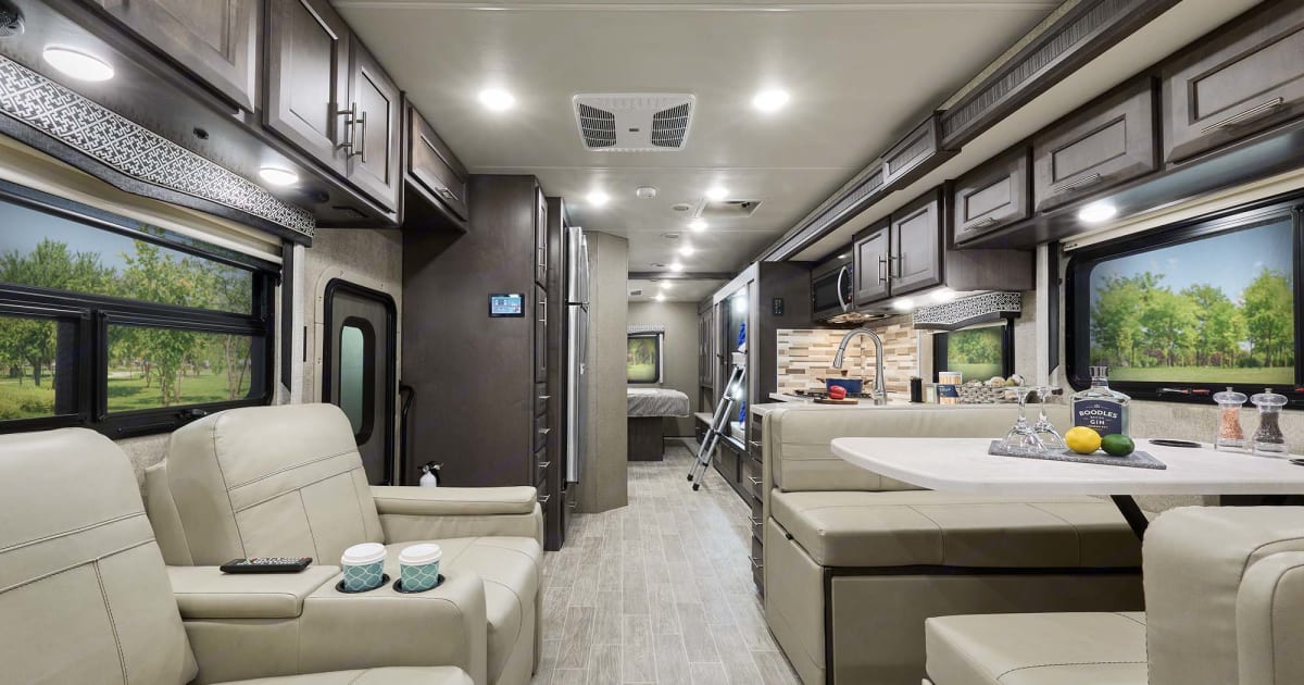 2022 Thor Omni RS36 Motorhome Rental in Danville, PA Outdoorsy