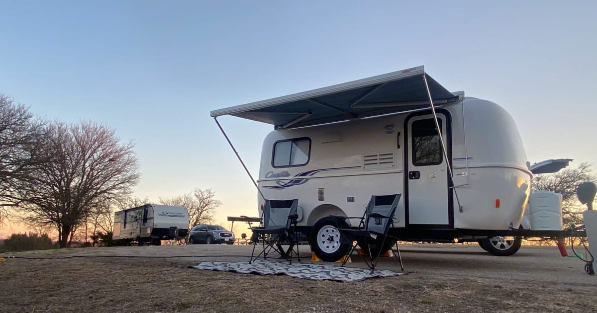 2022 Casita 17' Spirit Deluxe Travel trailer Rental in Benbrook, TX