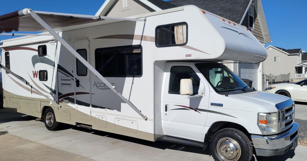 2008 Winnebago Access Class C Rental in UT Outdoorsy