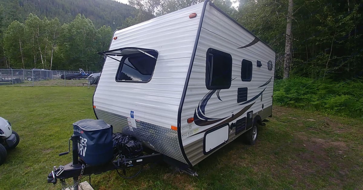 2015 Coachmen Viking 16FB Travel trailer Rental in Enderby, BC Outdoorsy