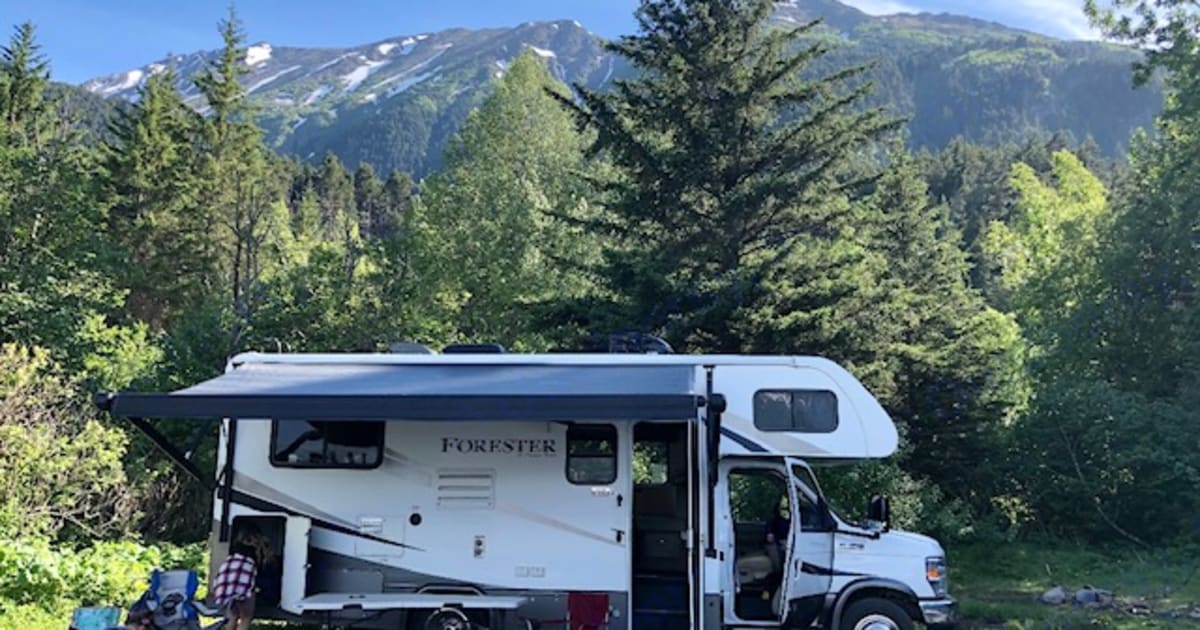 2018 Forester Forester Motorhome Class C Rental in Anchorage, AK