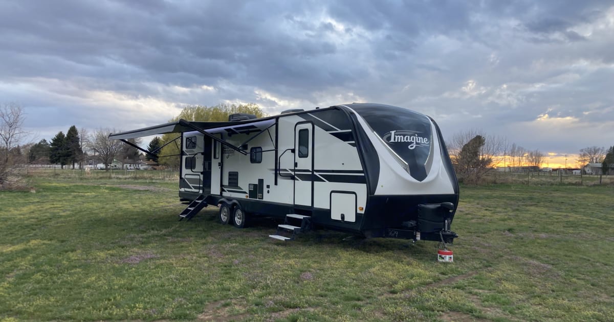 2020 Grand Design Imagine Travel trailer Rental in Blackfoot, ID