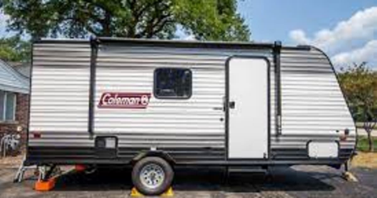 2021 Coleman Lantern LT17B Travel Trailer Rental in Beaumont, CA