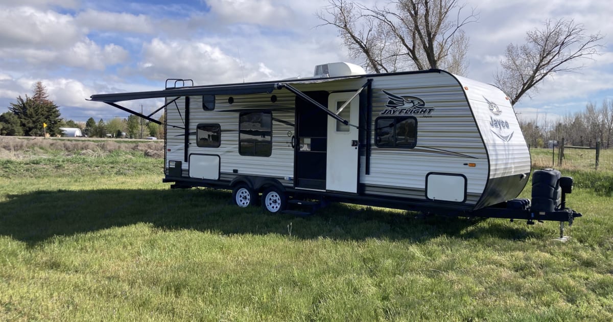 2016 Jayco Jay Flight Travel trailer Rental in Blackfoot, ID Outdoorsy
