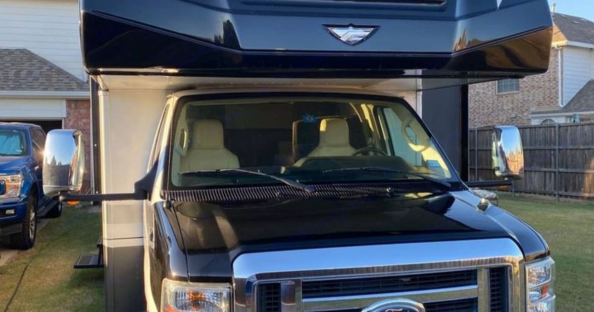 2012 Tioga Tioga Motorhome Motorhome Rental in Lockhart, TX Outdoorsy