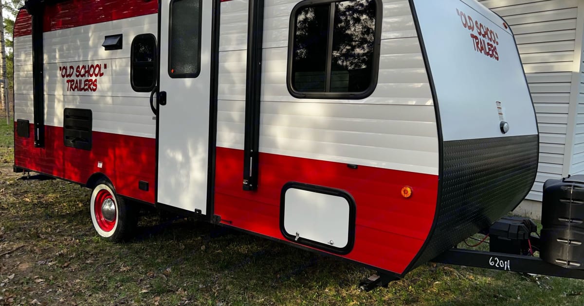 2022 Old School Trailers 821 Caravane Rental in Pellston, MI Outdoorsy