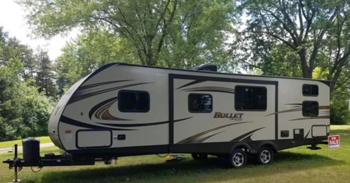 2016 Keystone RV Bullet Ultra Lite Travel Trailer Rental in Burton, MI