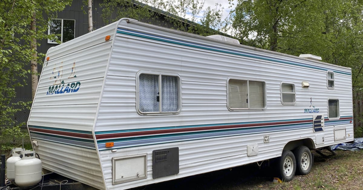 2000 Fleetwood Mallard Travel trailer Rental in Wasilla, AK Outdoorsy