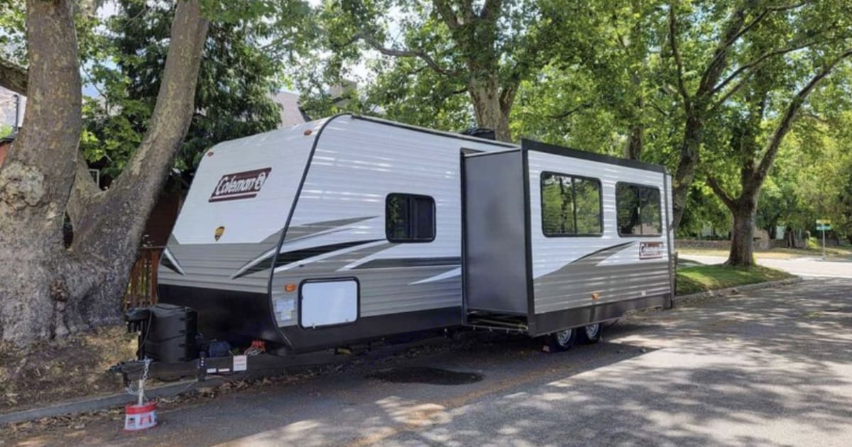 2021 Dutchmen Coleman Lantern Travel trailer Rental in Ogden, UT