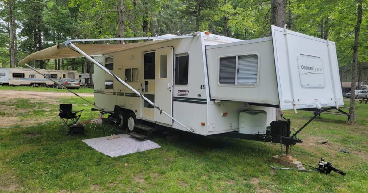 2003 Coleman Caravan Travel trailer Rental in Hallstead, PA Outdoorsy