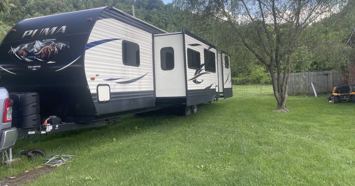 2019 Palomino Real Lite Travel trailer Rental in Salyersville, KY Outdoorsy