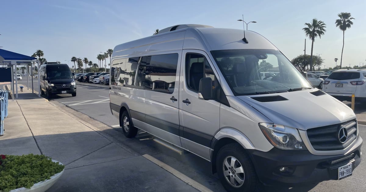Photos 2018 Mercedes Sprinter 11 Passenger Van with cargo Other