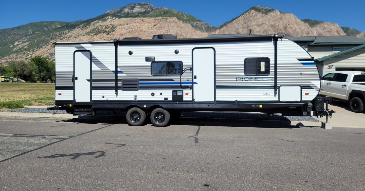 2022 pioneer heartland BH270 Travel trailer Rental in Ogden, UT Outdoorsy