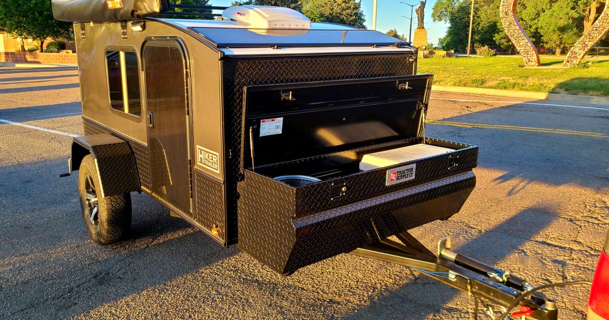 2022 HikerTrailer Mid Range Deluxe Travel trailer Rental in Loveland