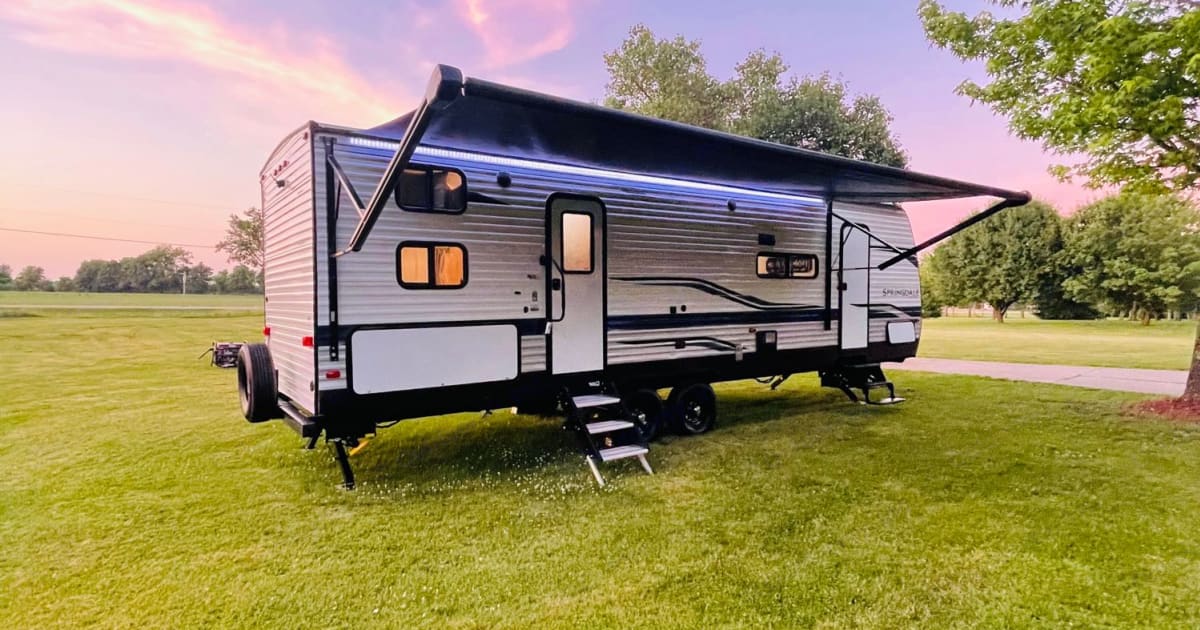 2022 Keystone Springdale Travel trailer Rental in Hilliard, OH Outdoorsy