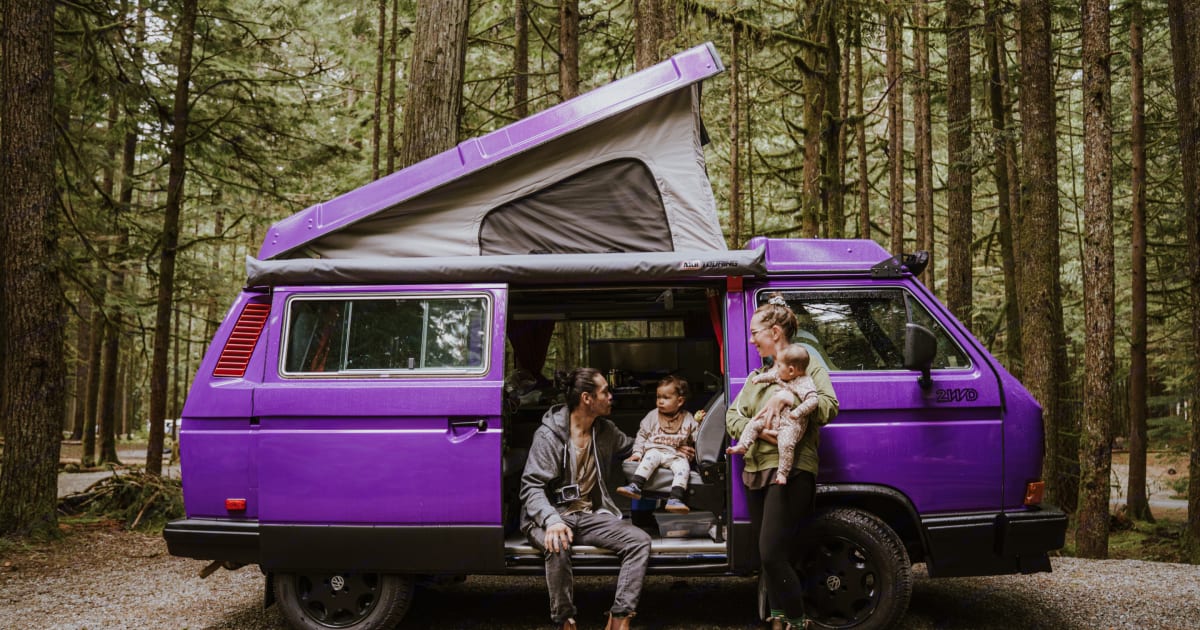 1991 Volkswagen Vanagon Camper van Rental in New Westminster, BC