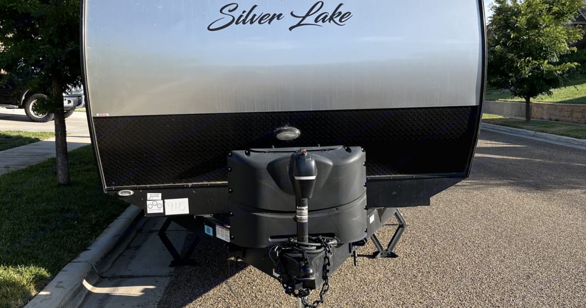 2021 East to West Silver Lake Travel trailer Rental in Amarillo, TX