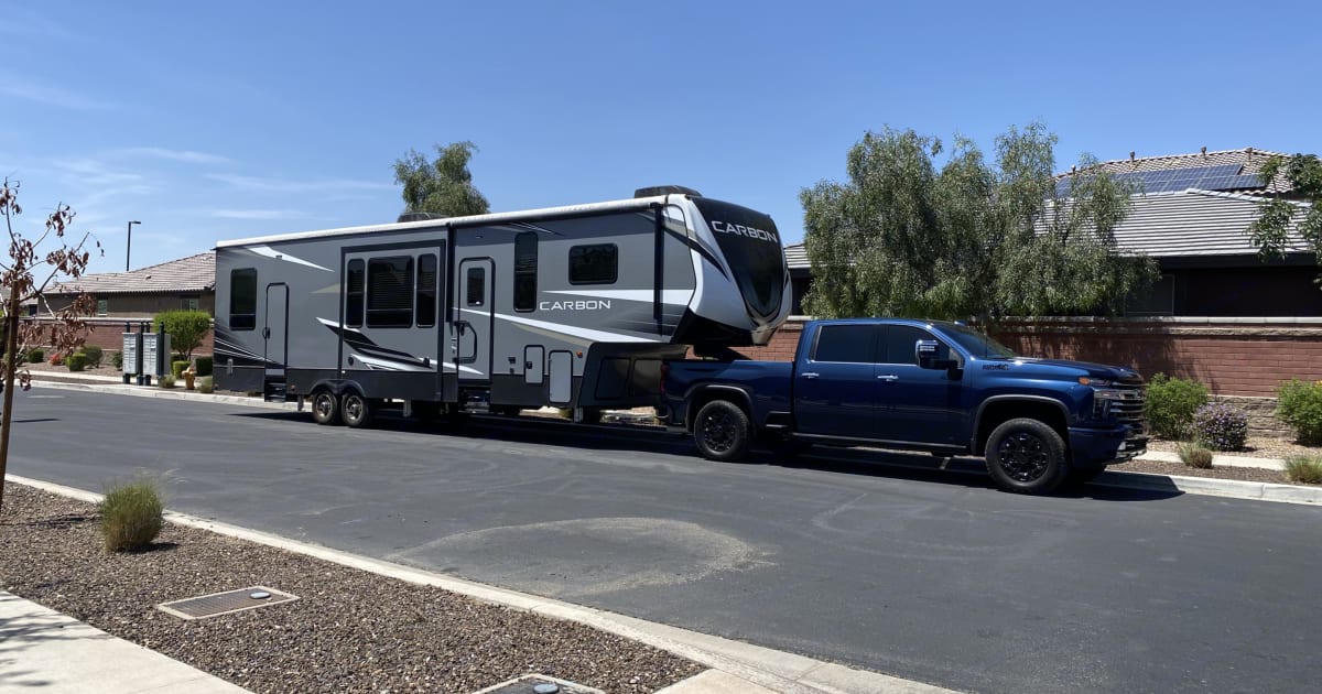 2020 Keystone Carbon Toy hauler Rental in SURPRISE, AZ Outdoorsy