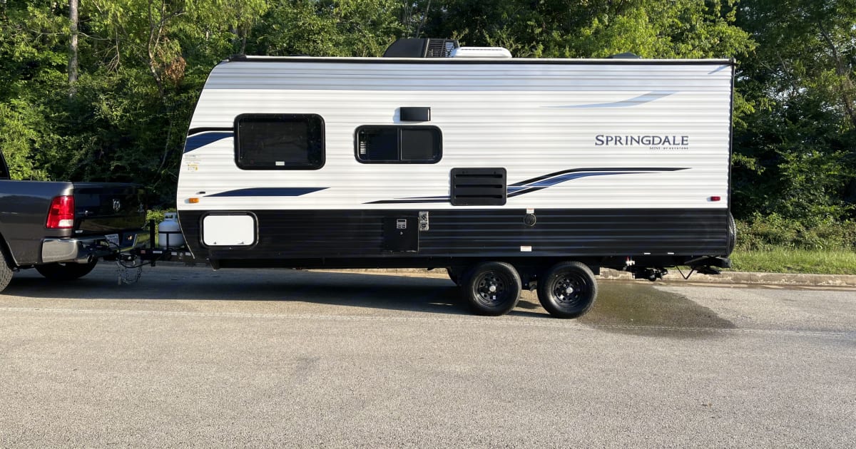 2022 Keystone Springdale Truck Camper Rental in Midlothian, TX Outdoorsy