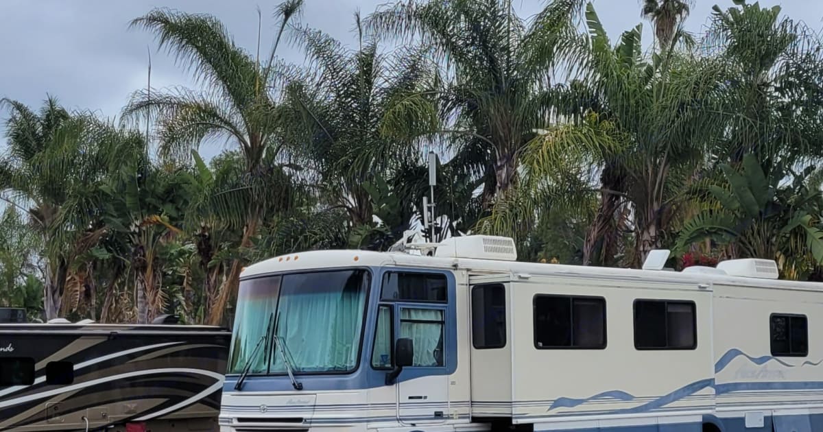 2000 PaceArrow PaceArrow Motorhome Class A Rental in Yuma, AZ Outdoorsy