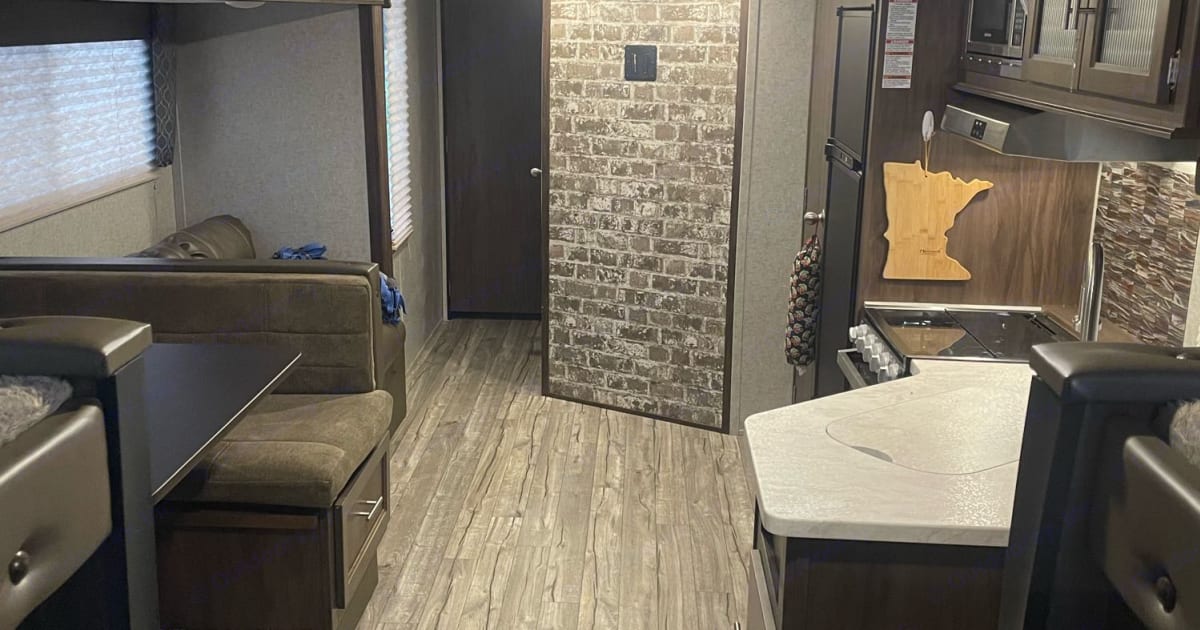 2019 Forest River Cherokee Grey Wolf Travel trailer Rental in Hastings