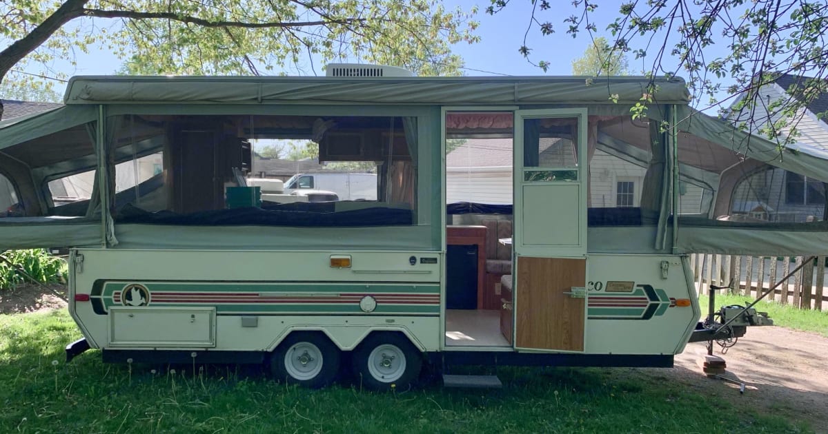 1992 Jayco Cardinal Folding Trailer Rental In Addison Il Outdoorsy