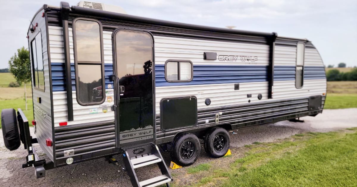 2022 Forest River Cherokee Grey Wolf Travel trailer Rental in KEARNEY
