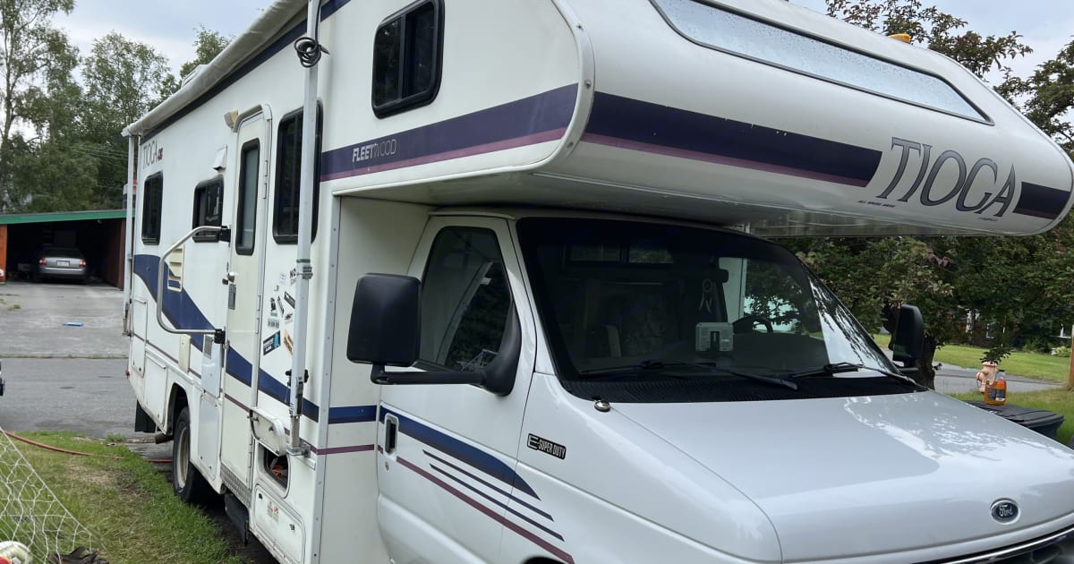 1998 Fleetwood Tioga Capucine Rental in Anchorage, AK | Outdoorsy