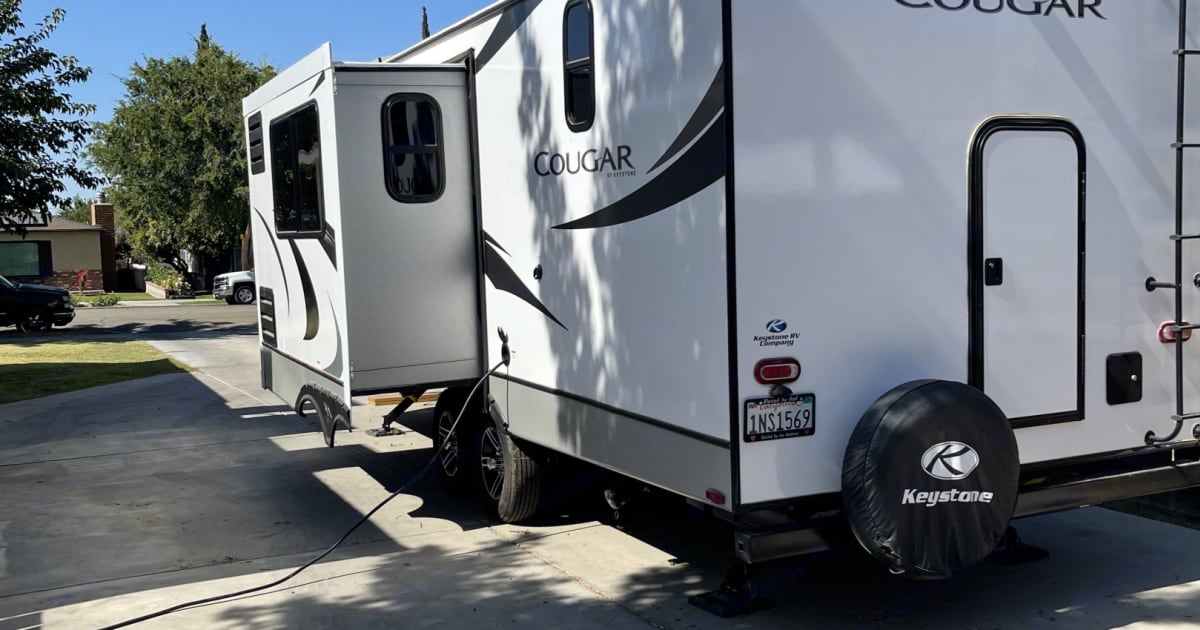 2021 Keystone RV Cougar Travel trailer Rental in Taft, CA Outdoorsy