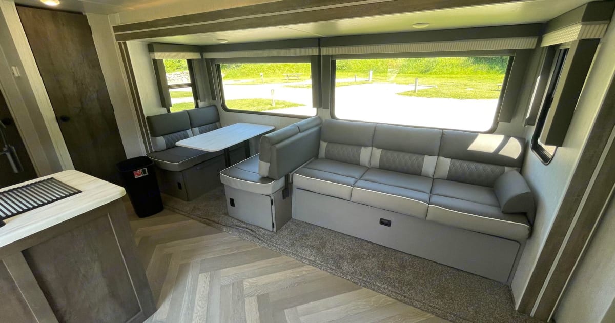 2022 Forest River Wildwood Travel trailer Rental in Satsuma, FL Outdoorsy