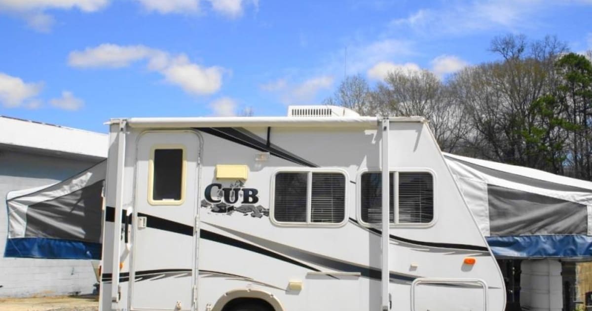 2008 Aerolite Cub Travel trailer Rental in Longmont, CO Outdoorsy