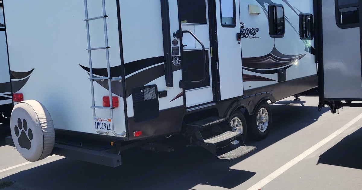 2014 Keystone Cougar Travel trailer Rental in Oceanside, CA Outdoorsy