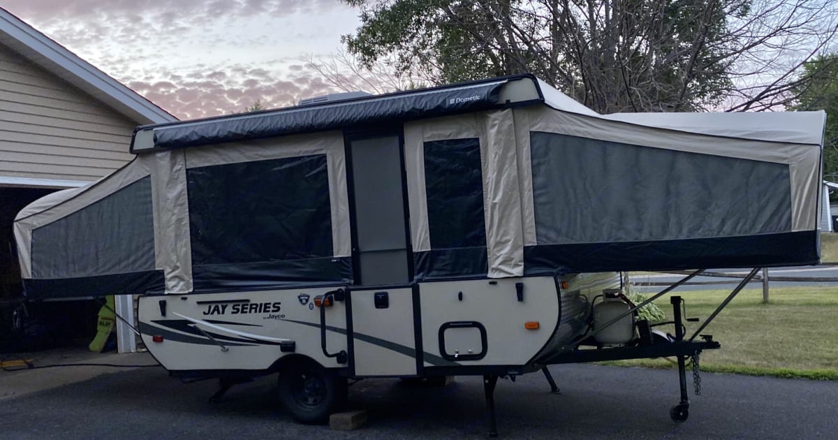 2016 Jayco Jay Folding trailer Rental in Andover, MN Outdoorsy