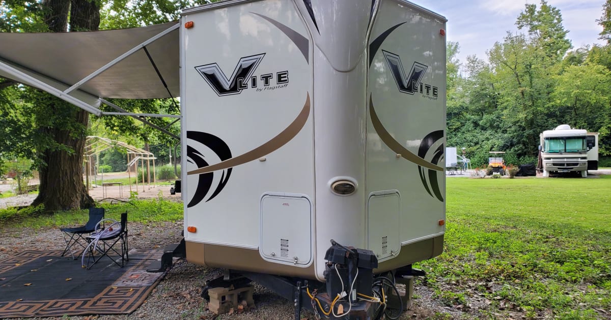 2011 FlagSTF/FR VLITE21WRS Travel trailer Rental in WILLIAMSBURG, OH