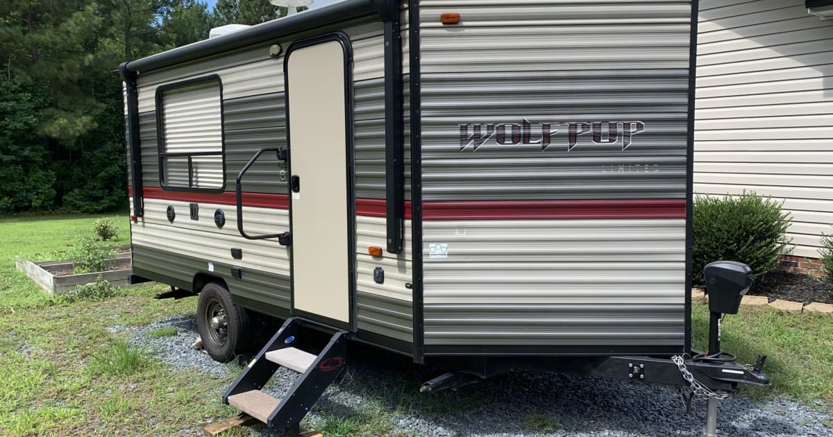 2018 Forest River Cherokee Wolf Pup Travel trailer Rental in Asheboro