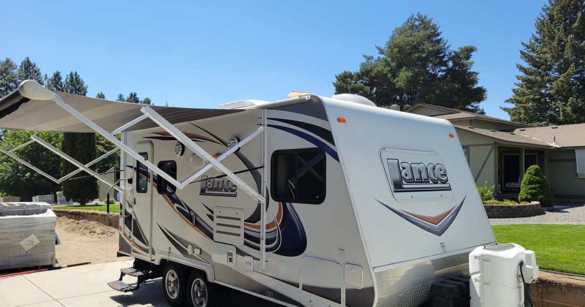 2012 Lance 1685 Travel trailer Rental in Pasco, WA Outdoorsy